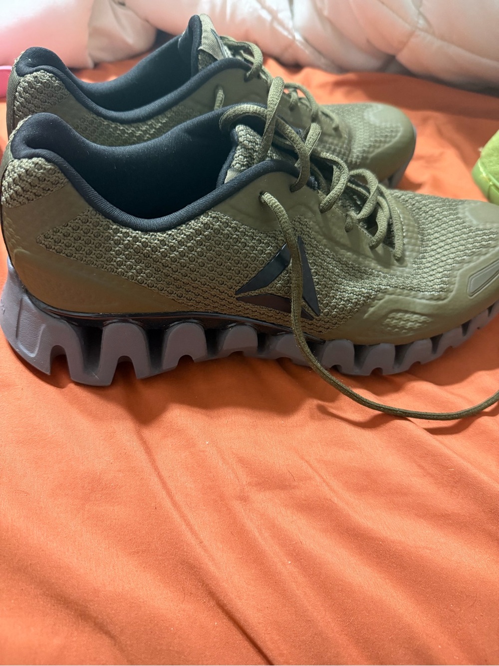 Reebok Men’s Olive Green and Black Zig-Style Athletic Sneakers